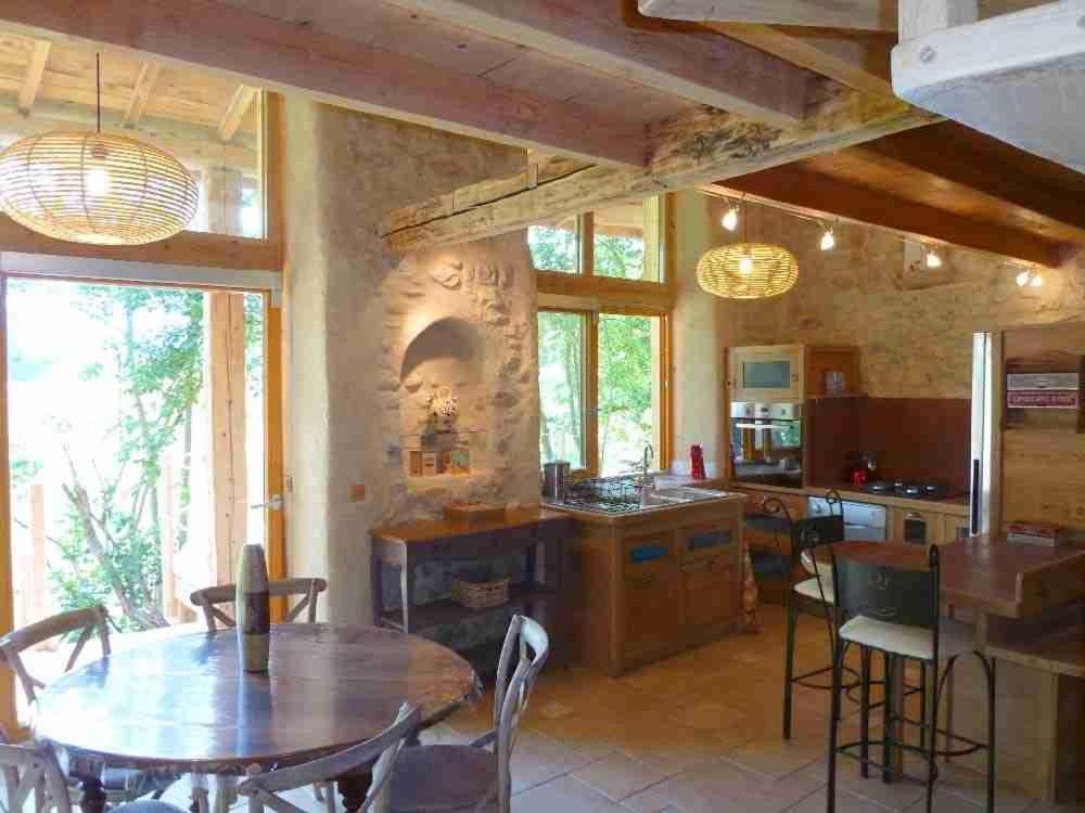 -Moulin De Solaure- Hotell Aix-en-Diois Eksteriør bilde