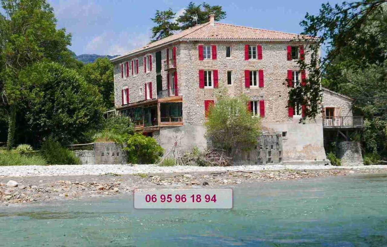 -Moulin De Solaure- Hotell Aix-en-Diois Eksteriør bilde